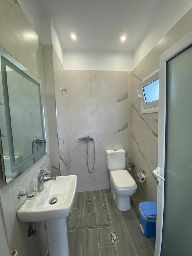 Wave N' Sea Apartments Himare Exterior foto