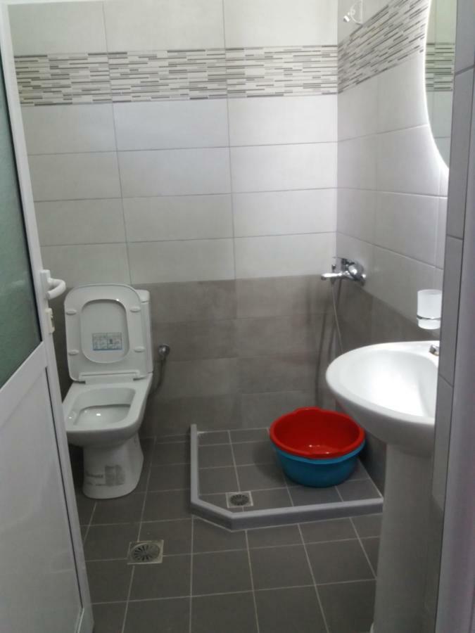 Wave N' Sea Apartments Himare Exterior foto